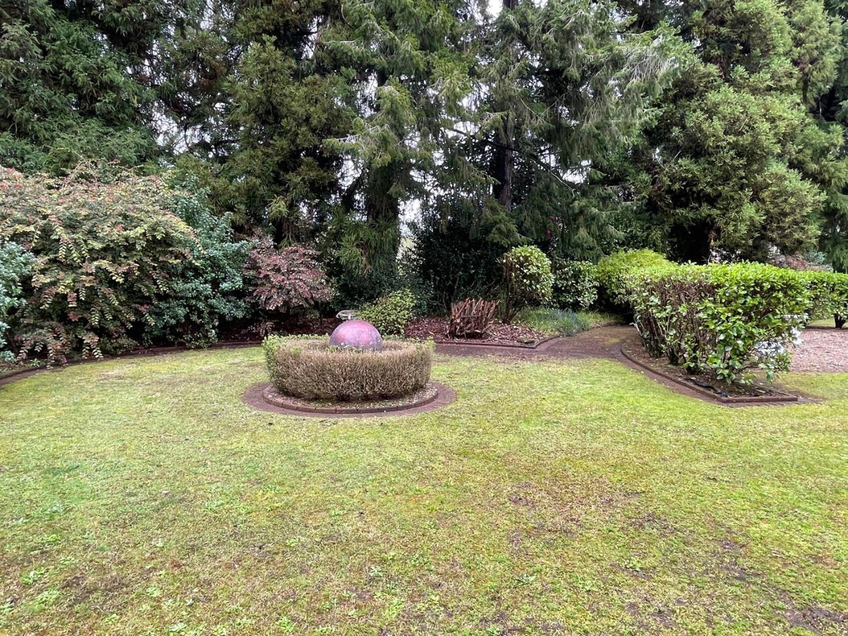 Garden Paradise In Rotorua With Pool ภายนอก รูปภาพ